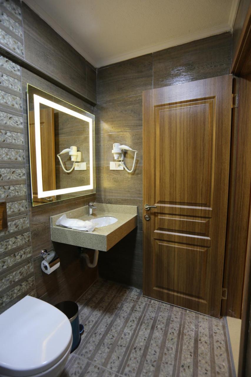 T-square Hotel